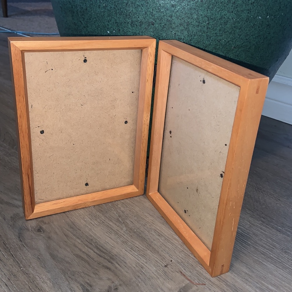 5" x 7" Cherry Wood Double Hinged Photo Frame (London Drugs)